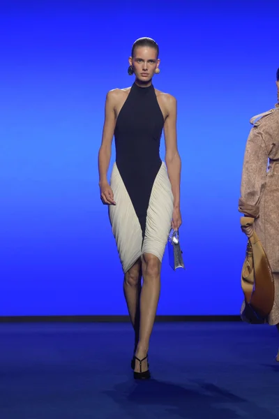 Look 36